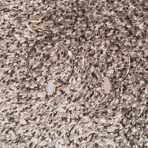 Rose Gold Kendra Scott earrings